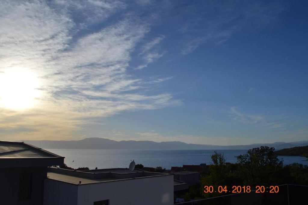 My Paradies - Njivice Penthouse*** Экстерьер фото