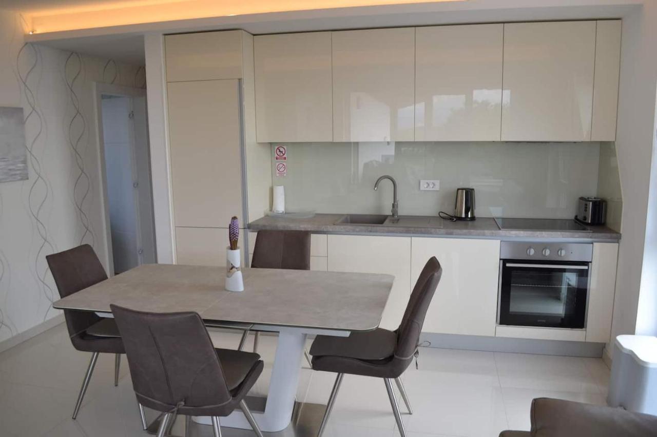 My Paradies - Njivice Penthouse*** Экстерьер фото